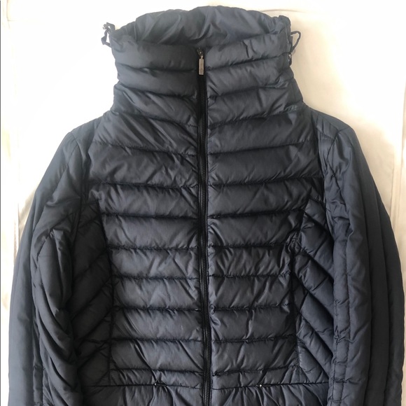 Moncler Down Jacket - Picture 9 of 14